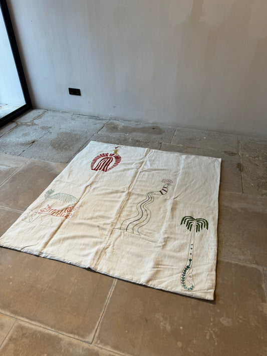 Flores viagens tapestry